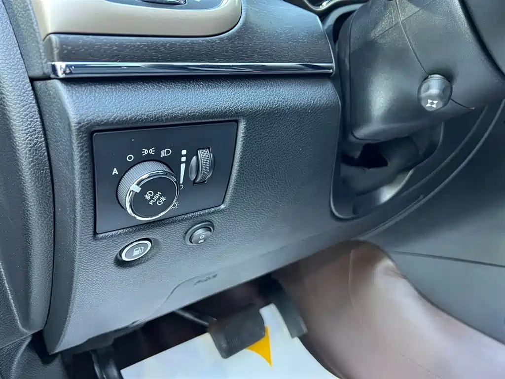 Jeep Grand Cherokee 2017 3.6L Elite Navigation Edition
