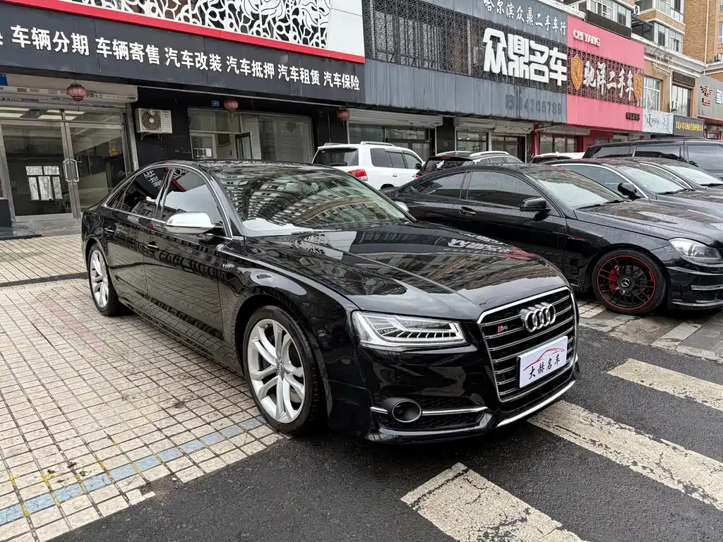 Audi S8 2013 S8 4.0 TFSI quattro