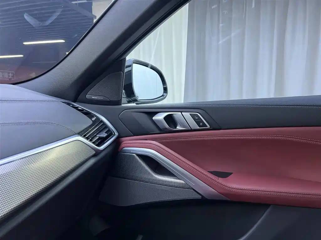 BMW X6 2021 xDrive40i M Sport Package - фото 17