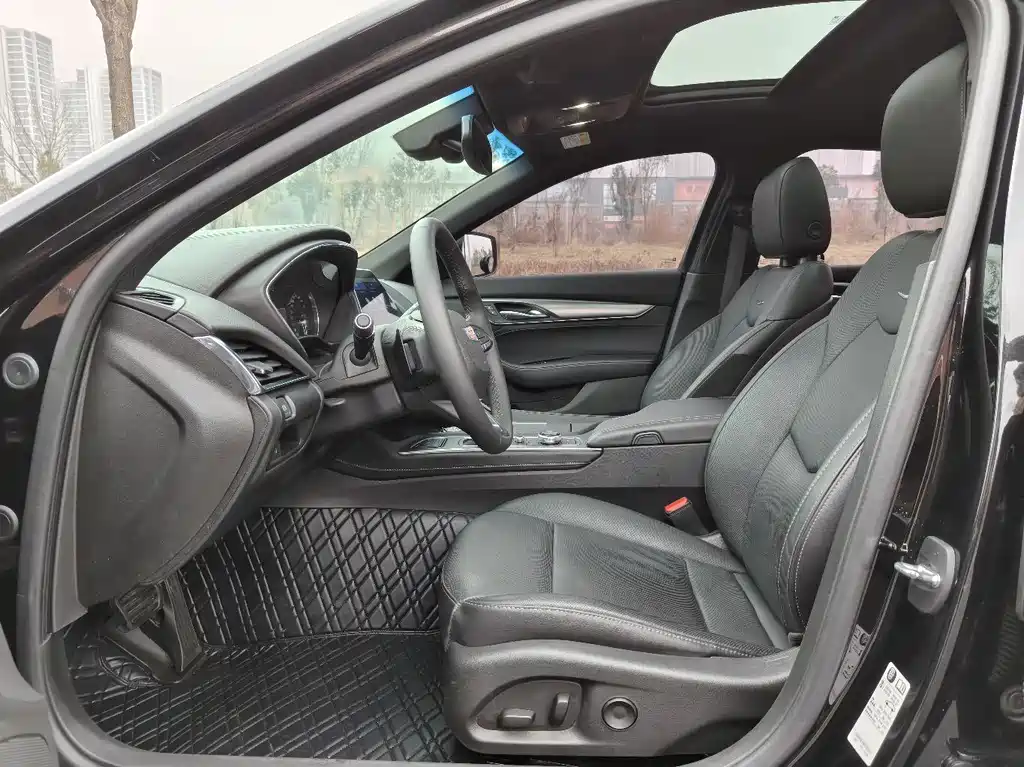 Cadillac CT5 2022 28T Luxury (Standard Edition)