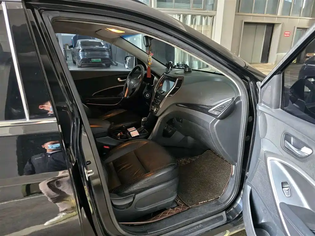 Santa Fe 2013 2.4L Automatic 2WD Comfort