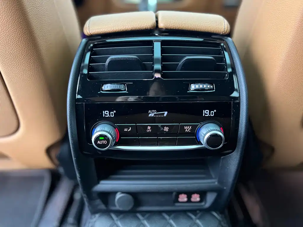 BMW 6 Series GT 2021 630i M Sport Package - фото 8