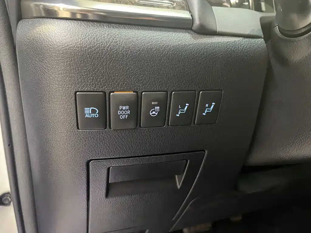 Alphard 2021 Hybrid 2.5L Premium Edition