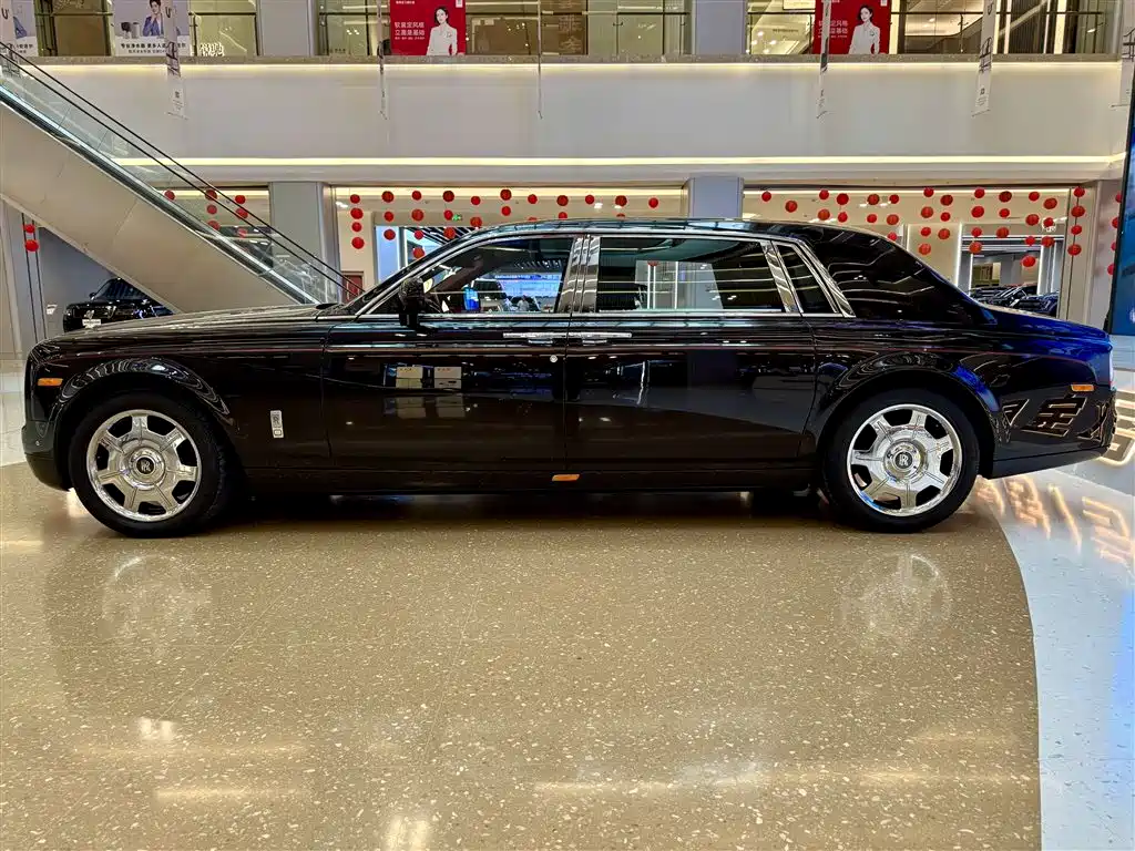 Rolls-Royce Phantom 2013 6.7L Extended Wheelbase EWB