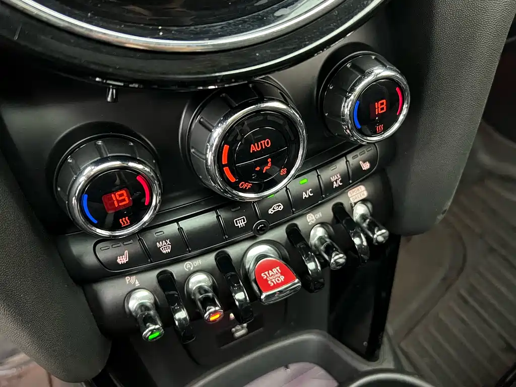 MINI John Cooper Works 2022 2.0T ALL-IN