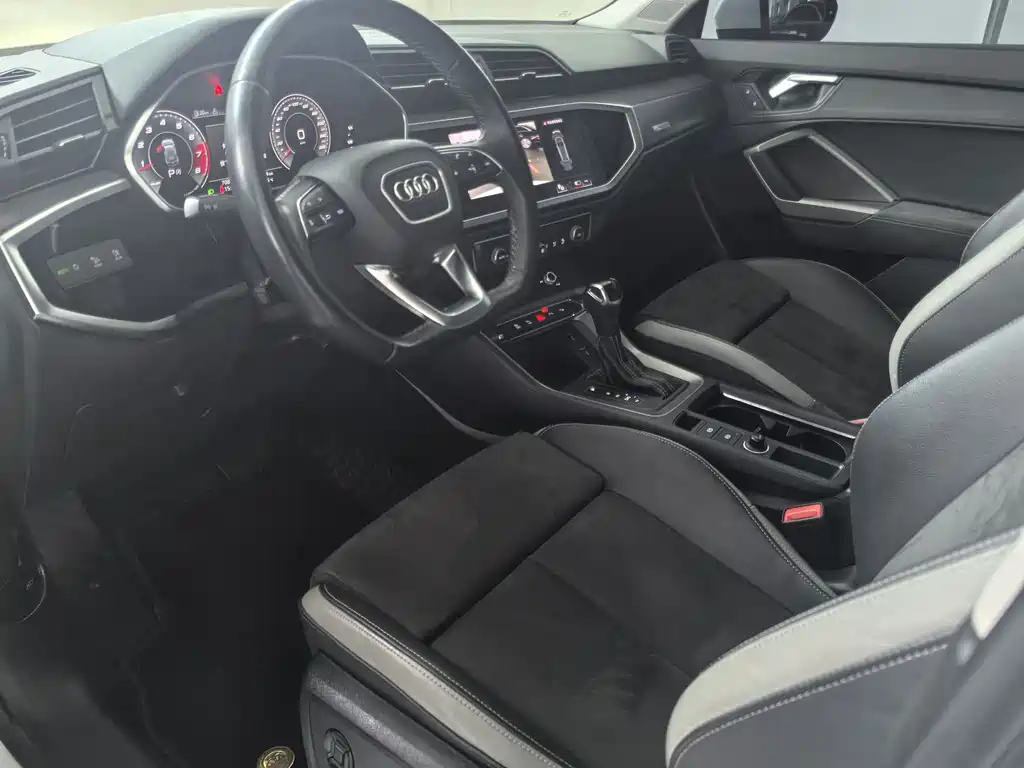 Audi Q3 2022 35 TFSI Fashion Dynamic