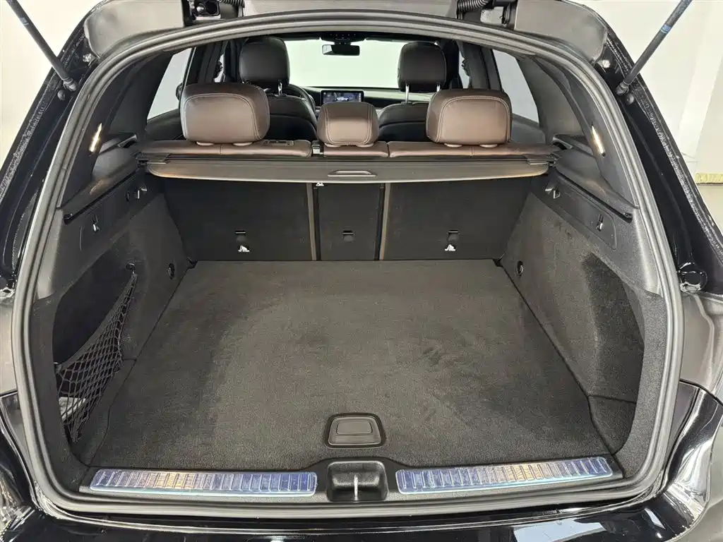 Mercedes-Benz GLC 2022 Facelift II GLC 260 L 4MATIC Luxury