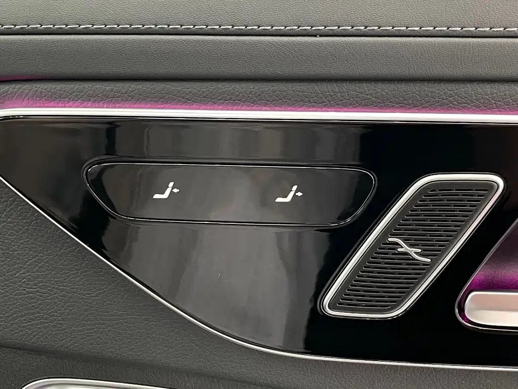 Mercedes-Benz C-Class 2022 C 260 L皓夜 Sport Edition