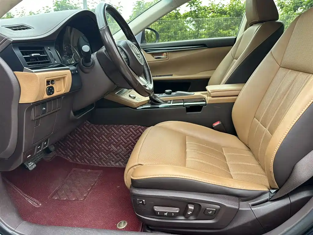 Lexus ES 2015 200 Elite Edition