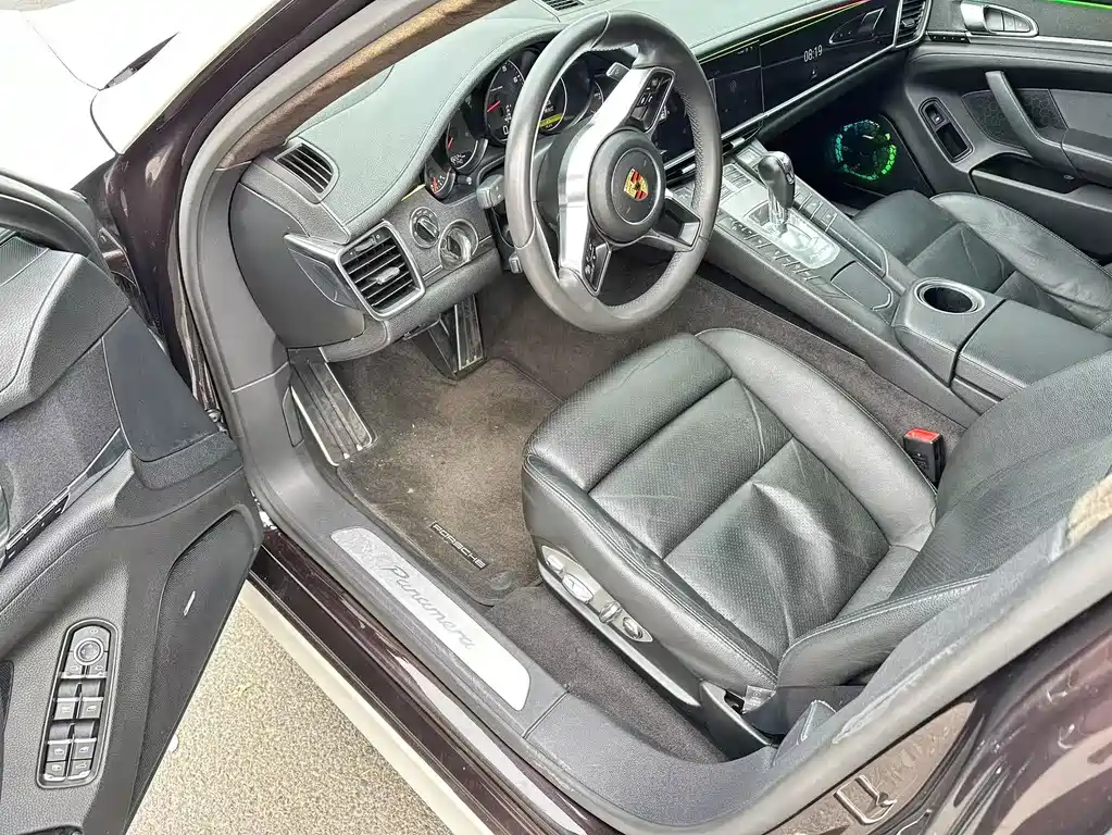 Porsche Panamera 2014 3.0T
