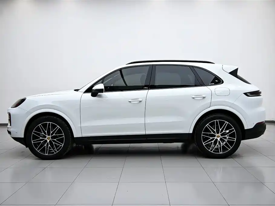 2024 Porsche Cayenne E-Hybrid 2.0T