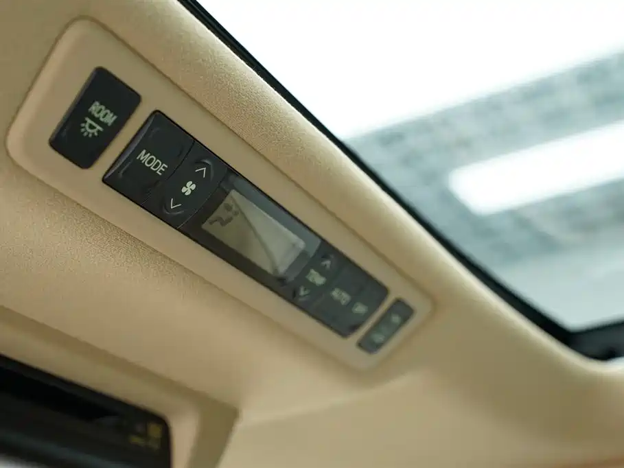 Toyota Alphard 2011 3.5L Luxury Edition