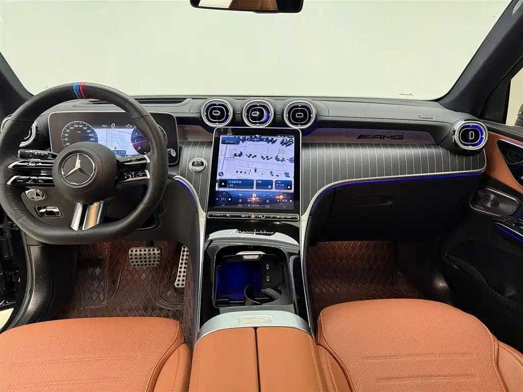 Mercedes-Benz GLC 300 L 4MATIC Luxury 7-Seater 2023