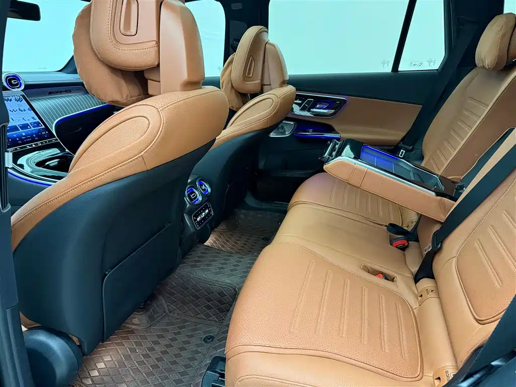 Mercedes-Benz GLC 300 L 4MATIC Luxury 7-Seater 2023