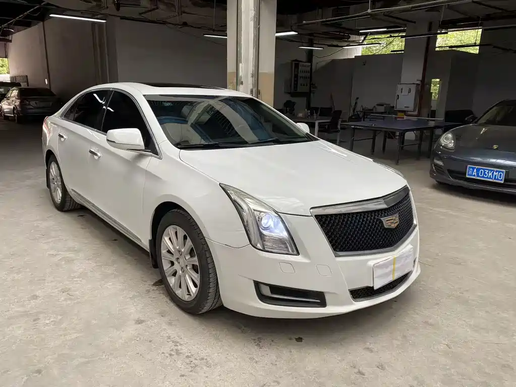 Cadillac XTS 2017 28T Technology