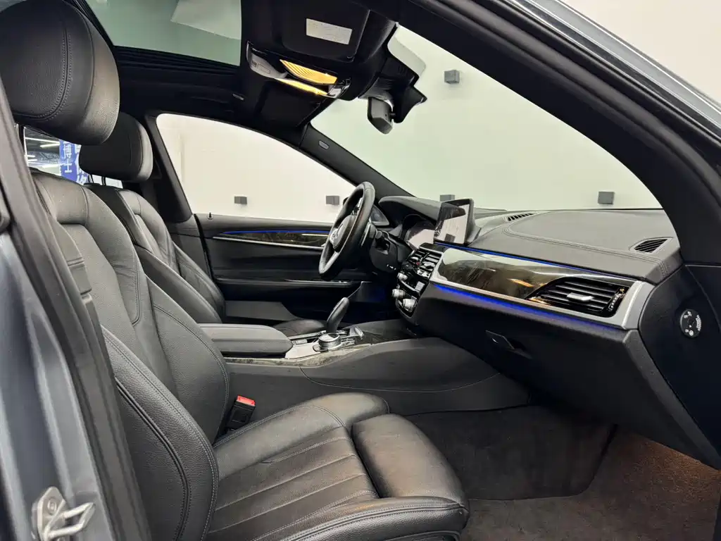 BMW 6 Series GT 2020 630i M Sport Package - фото 11