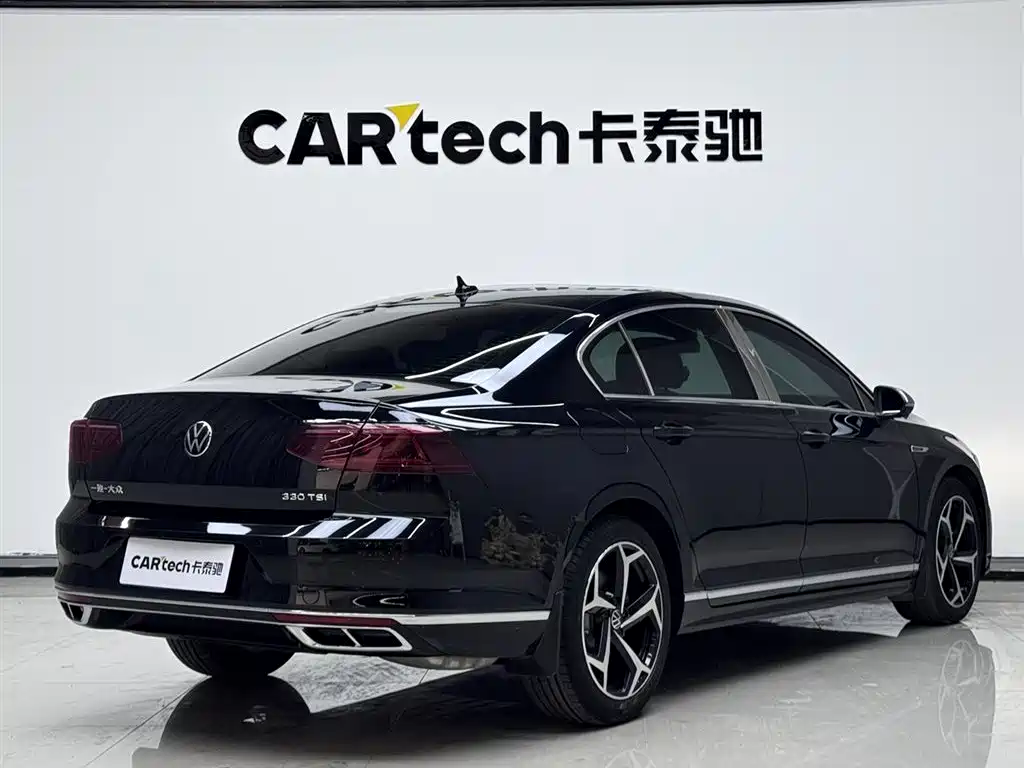 Magotan 2023 2 Million Units Commemorative Edition 330TSI DSG Luxury