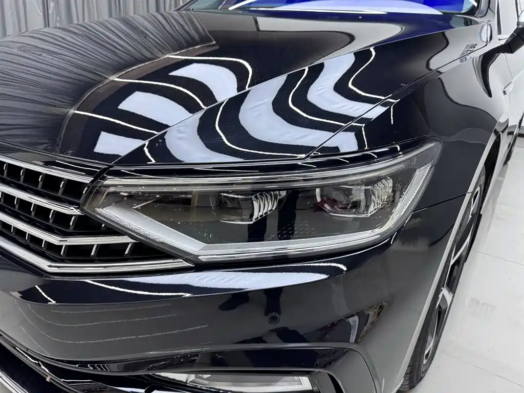 Magotan 2023 2 Million Units Commemorative Edition 330TSI DSG Luxury