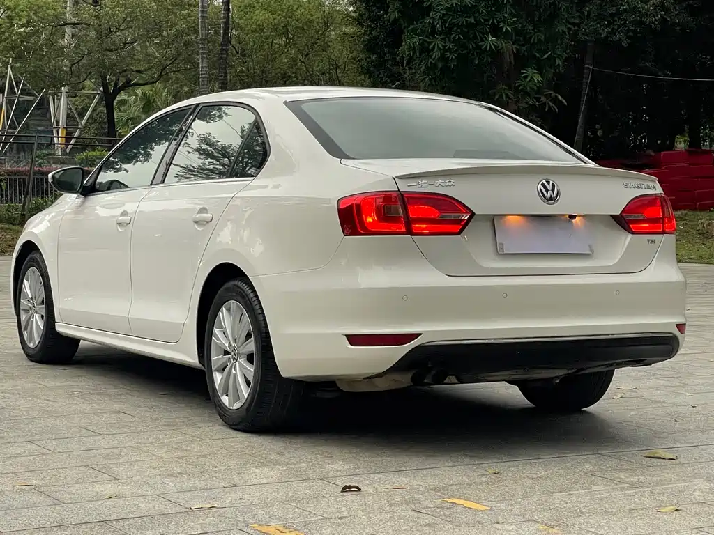 Volkswagen Sagitar 2014 1.4TSI Automatic Luxury Edition