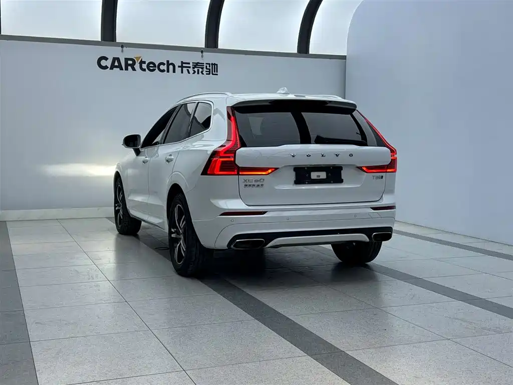 Volvo XC60 2018 T5 AWD Zhiyuan Sport Edition