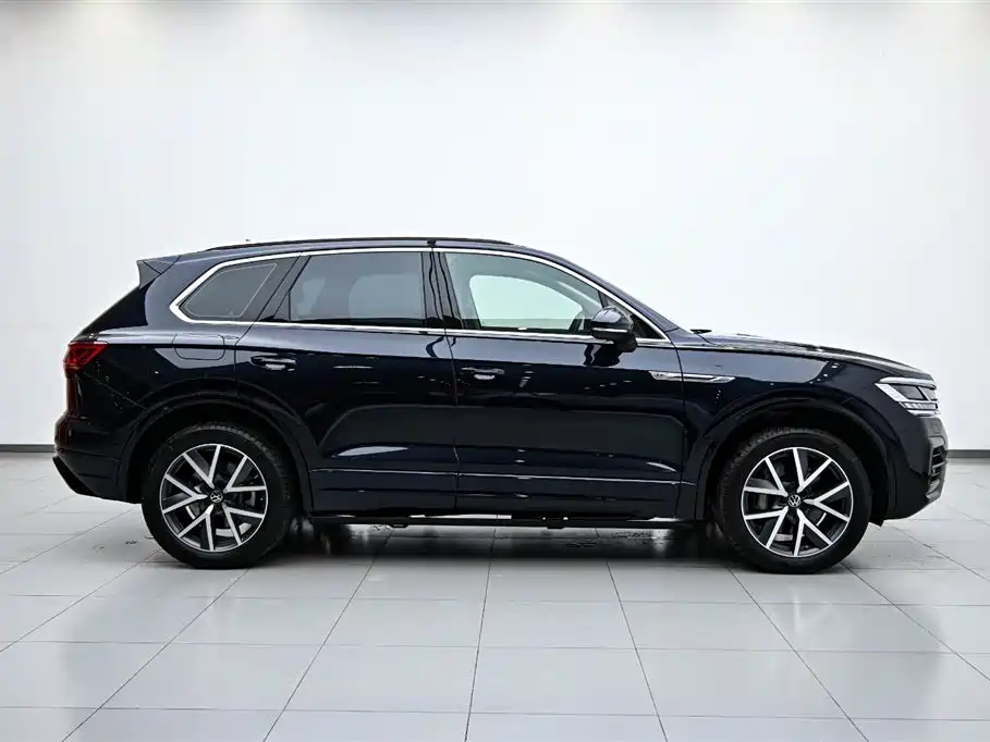 Volkswagen Touareg 2021 3.0 TSI Rui Xiang Edition Classic Sport Package