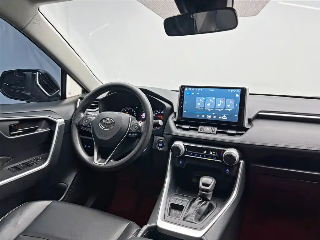 Toyota RAV4 2020 2.0L CVT FWD Urban Edition