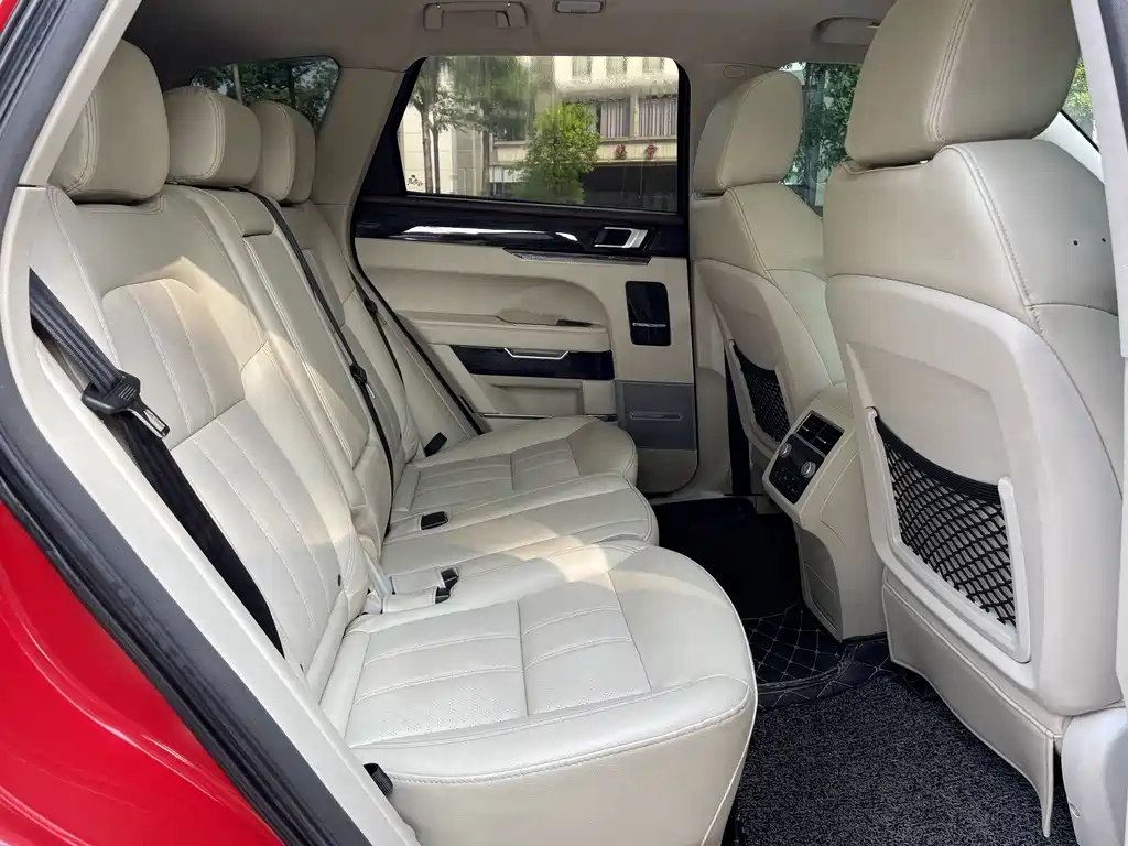 Zotye T700 2017 1.8T DCT Premium Edition