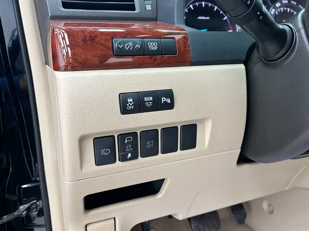 Alphard 2011 3.5L Luxury Edition