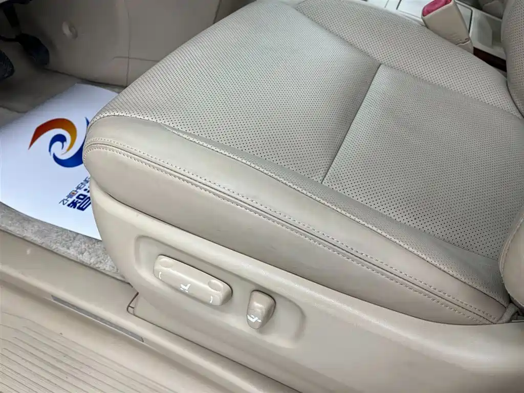 Alphard 2011 3.5L Luxury Edition