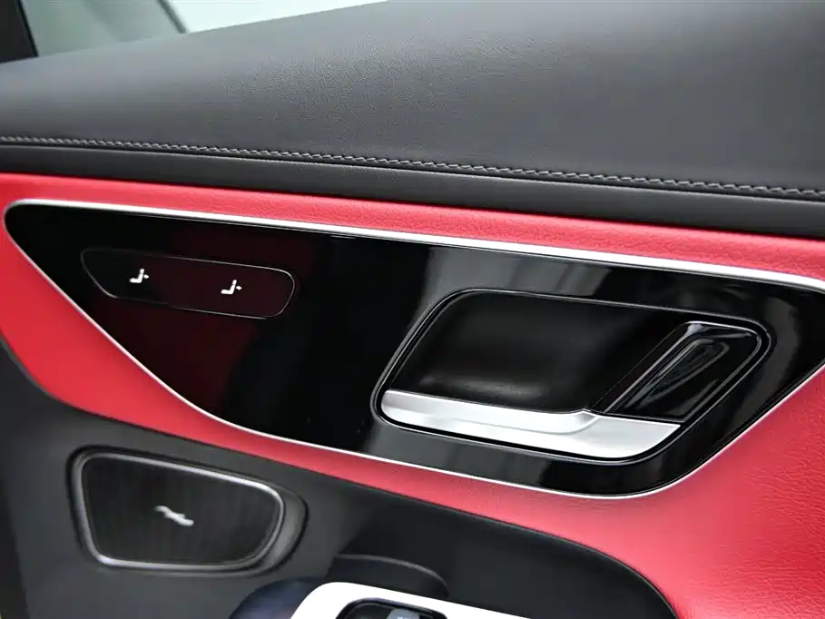 Mercedes-Benz GLC 300 L 4MATIC