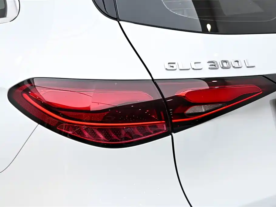 Mercedes-Benz GLC 300 L 4MATIC