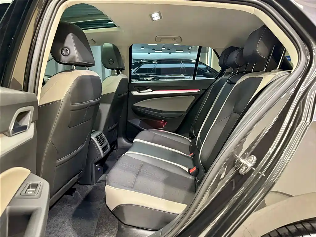 Golf 2023 Facelift 280TSI DSG Pro