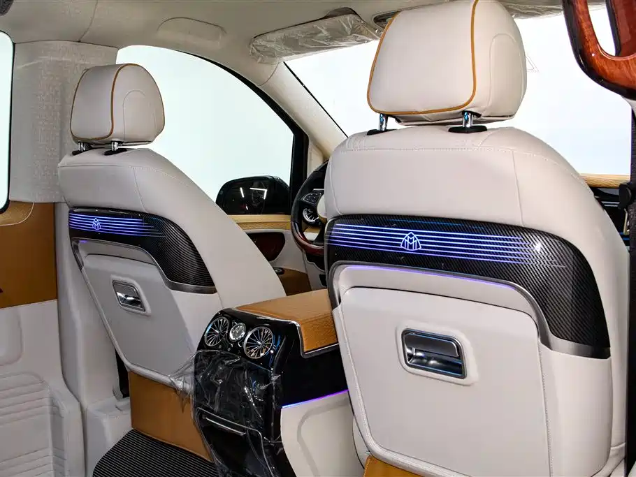 Mercedes-Benz Vito 2023 2.0T Elite Edition 7-Seater