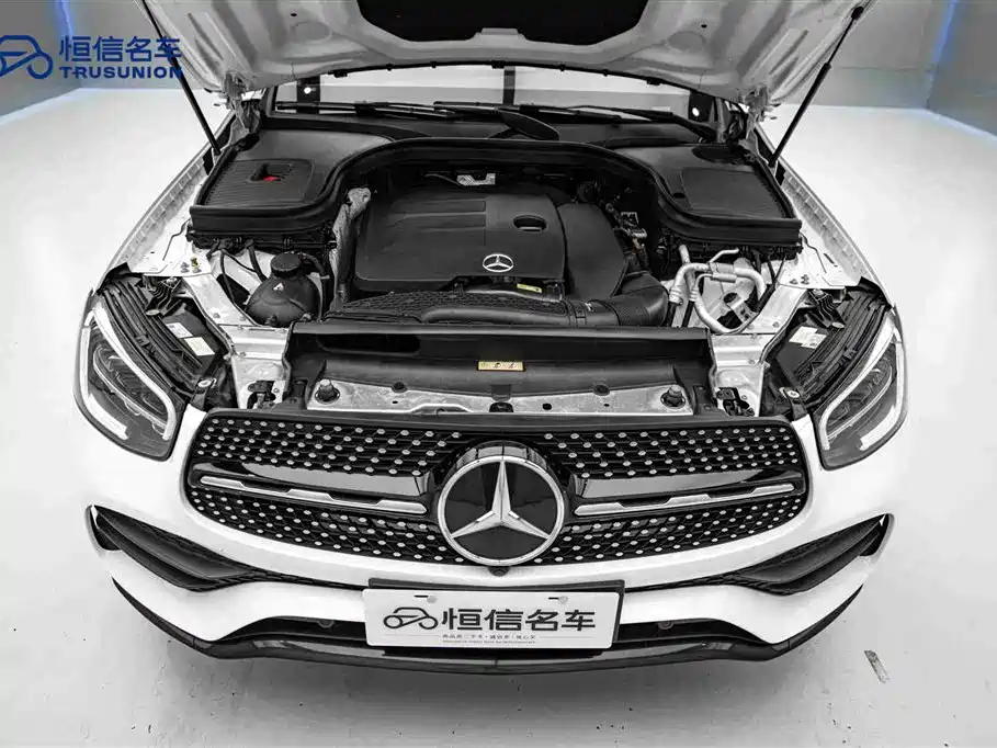 Mercedes-Benz GLC Coupe 2021 GLC 300 4MATIC Coupe SUV