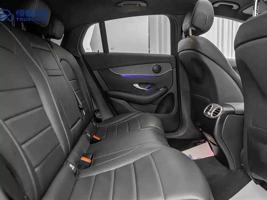 Mercedes-Benz GLC Coupe 2021 GLC 300 4MATIC Coupe SUV