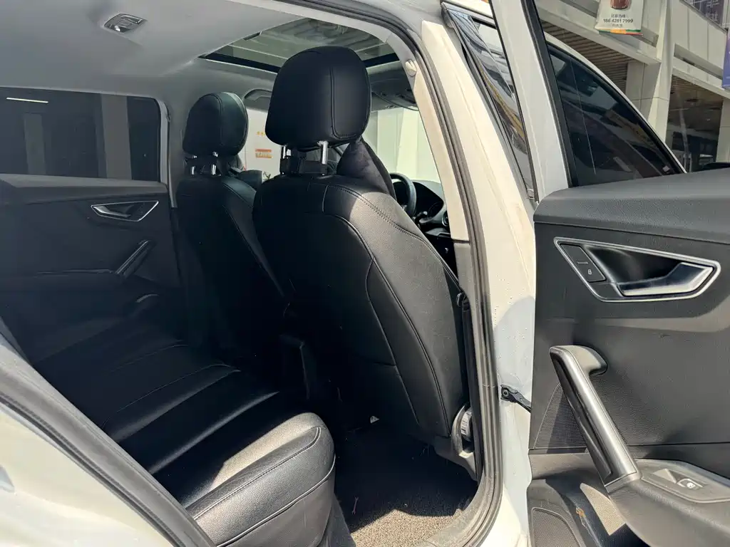 Audi Q2L 2020 35 TFSI Entry Dynamic
