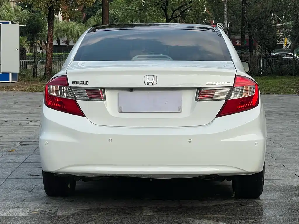 Civic 2013 10th Anniversary Edition 1.8L Automatic Comfort