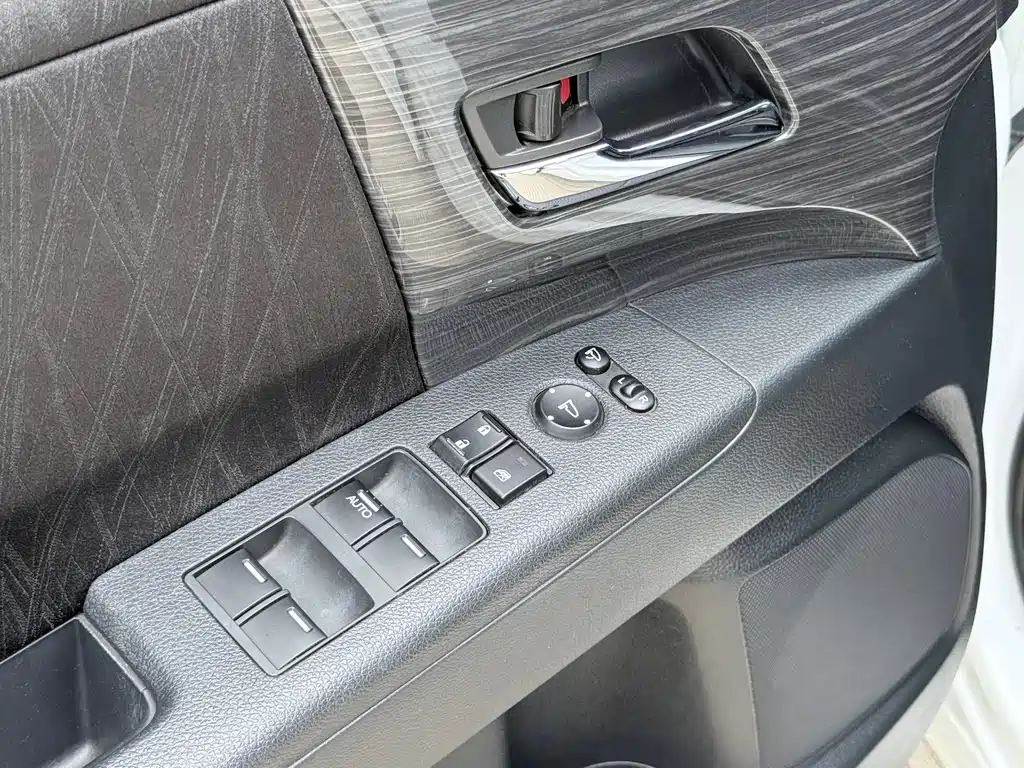 Honda Odyssey 2015 Facelift 2.4L Zhiku Edition