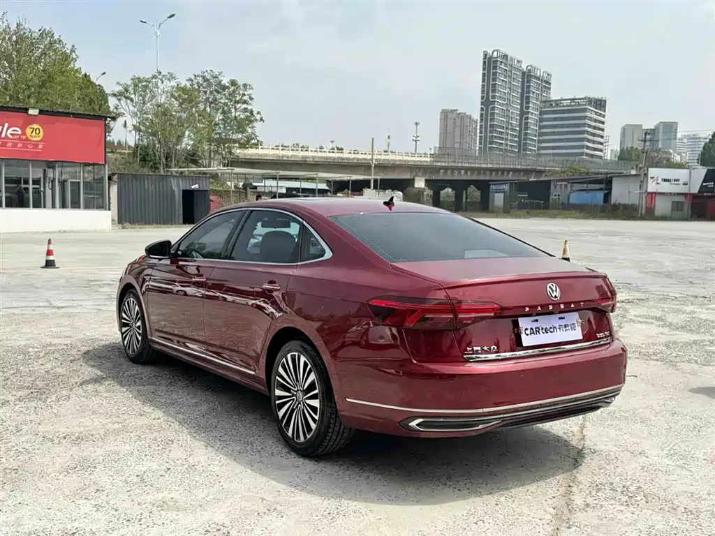Volkswagen Passat 2019 330TSI Luxury Edition China V