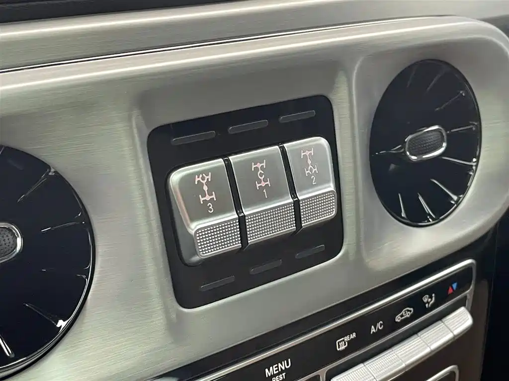 Mercedes-Benz G-Class 2022 G 350
