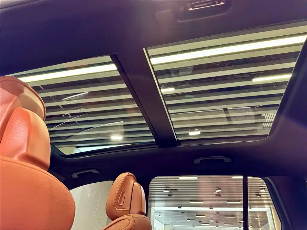 Mercedes-Benz GLC 2024 GLC 300 L 4MATIC Dynamic 5-seater