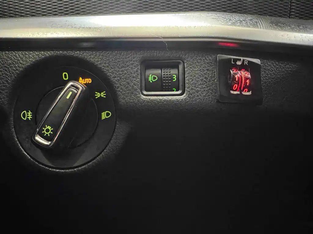 Skoda Kamiq 2022 1.5L Automatic Comfort Edition - фото 11