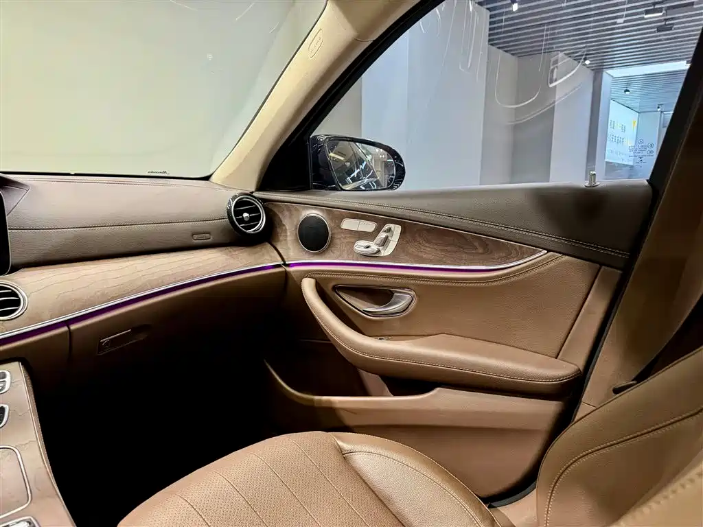 Mercedes-Benz E-Class 2021 E 300 L Fashion