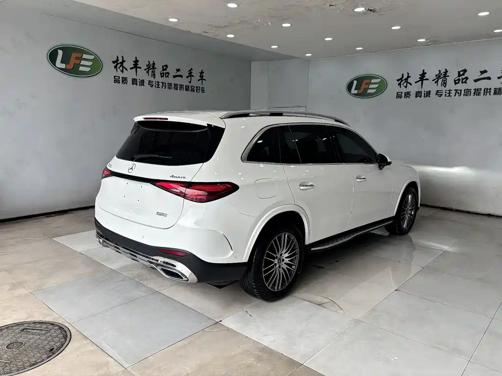 Mercedes-Benz GLC 300 L 4MATIC Dynamic 5-Seater 2025