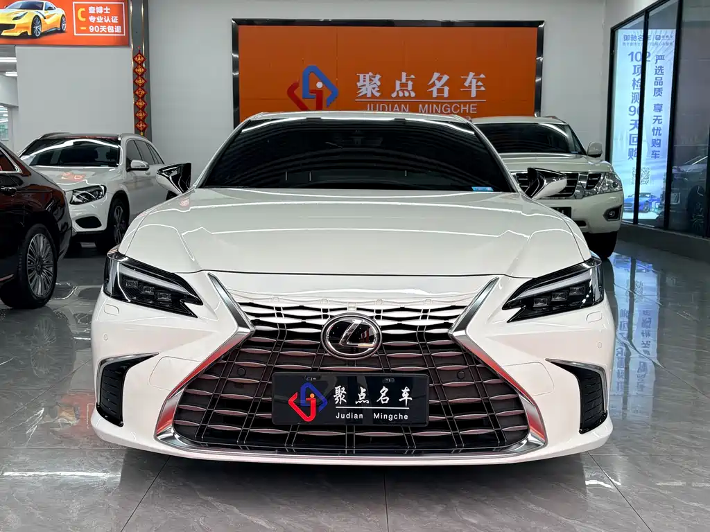 Lexus ES 2025 200 Premium Edition