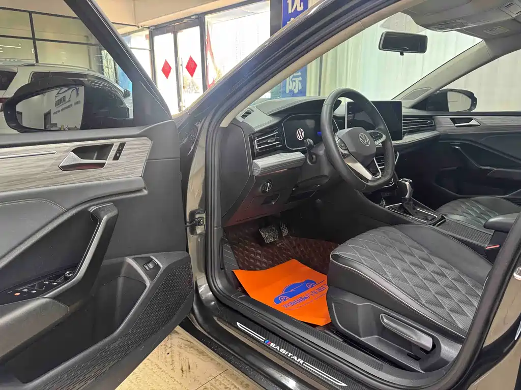 Volkswagen Sagitar 2023 280TSI DSG Beyond Edition