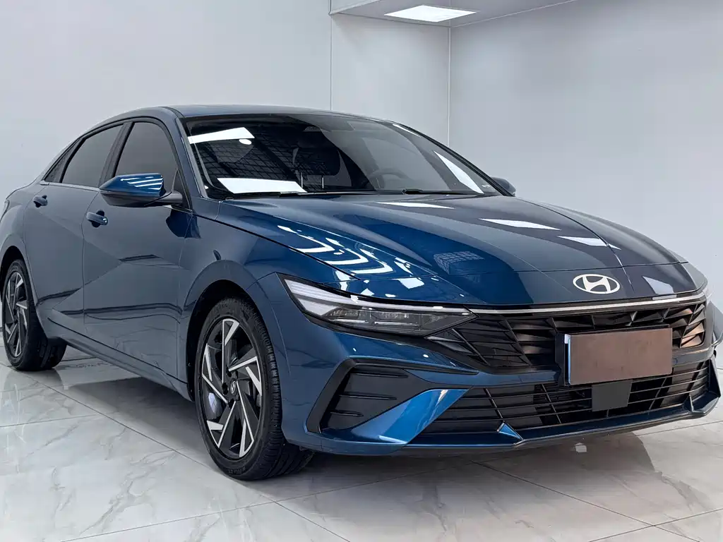 Elantra 2023 1.5L CVT LUX