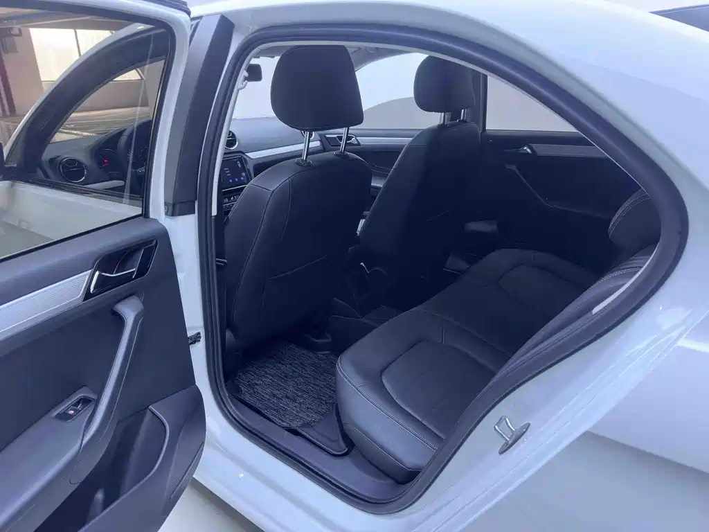 Jetta VA3 2021 1.5L Automatic Glory Edition