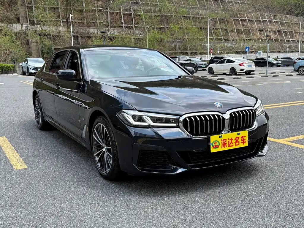 BMW 5 Series 2022 Facelift 530Li Leading Edition M Sport Package - фото 3