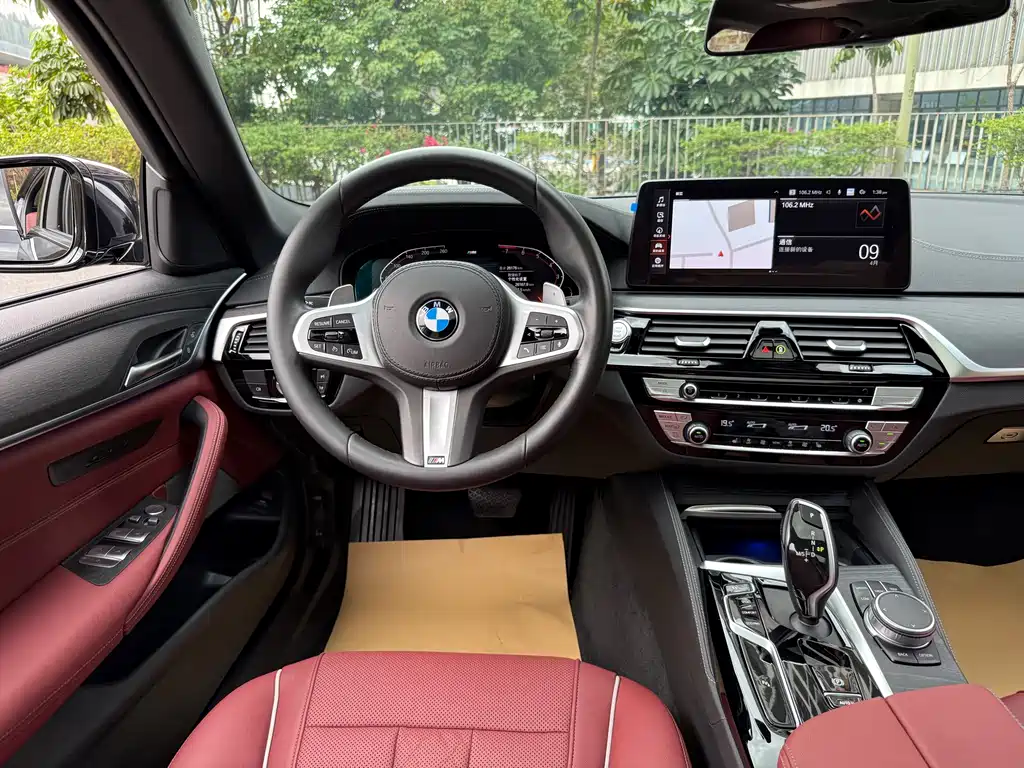 BMW 5 Series 2022 Facelift 530Li Leading Edition M Sport Package - фото 13
